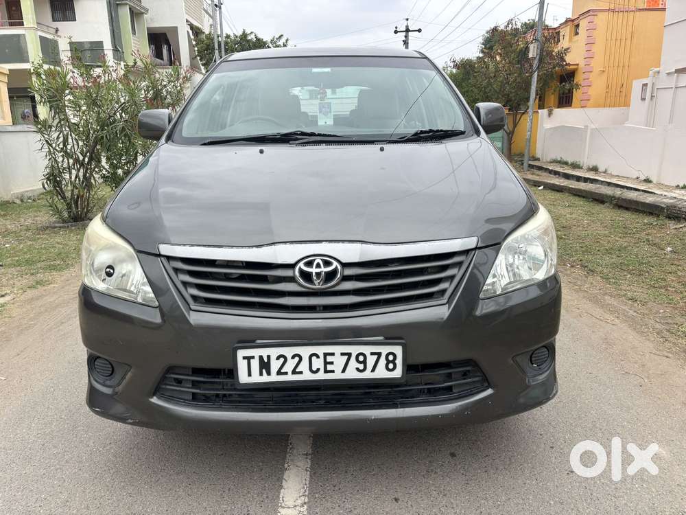 Toyota Innova 2.5 G (diesel) 8 Seater, 2012, Diesel