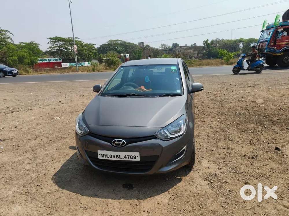 Hyundai I20 2012 Petrol 65000 Km Driven With Showroom Record