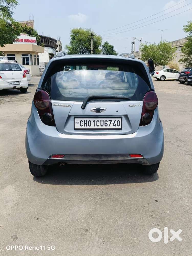 Chevrolet Beat Petrol 2010