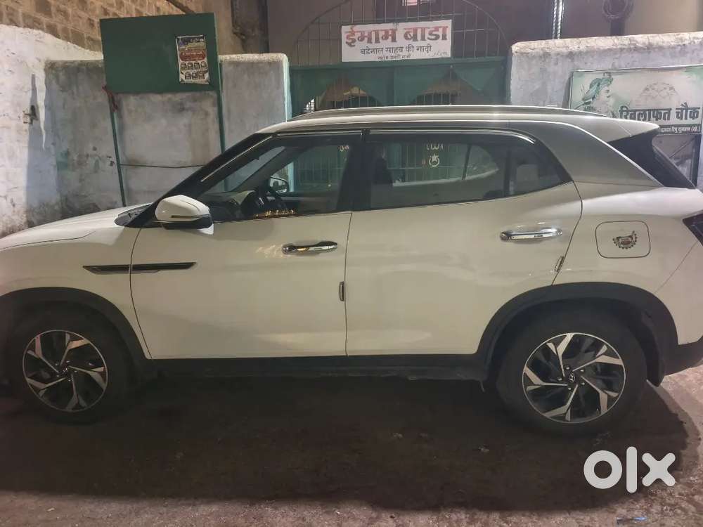 Best Condition One Hand Use