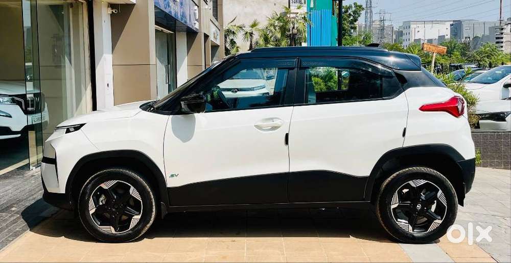 Tata Punch Ev Empowered Plus S Lr, 2024, Electric