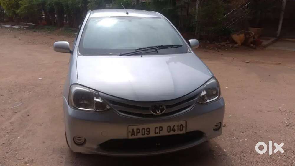 Toyota Etios Liva 2012
