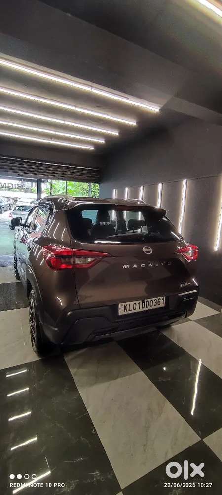 Nissan Magnite (automatic) 5400 Kms