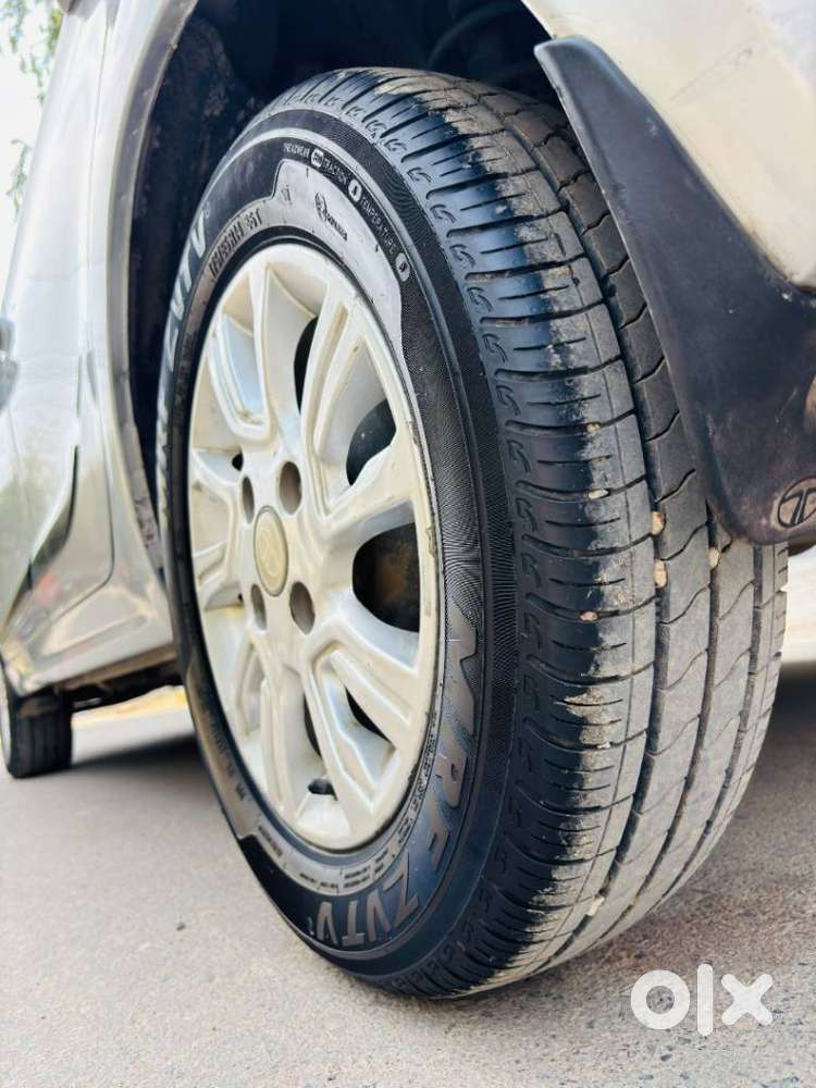 Tata Tiago Xz, 2018, Petrol