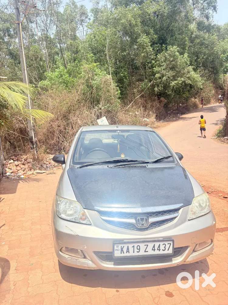 Honda City Zx
 2007 Model  
Petrol 
96621 Km Driven
Well Maintained