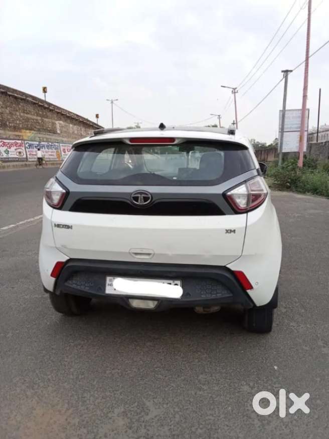 Tata Nexon 1.2 Revotron Xm (s), 2020, Petrol