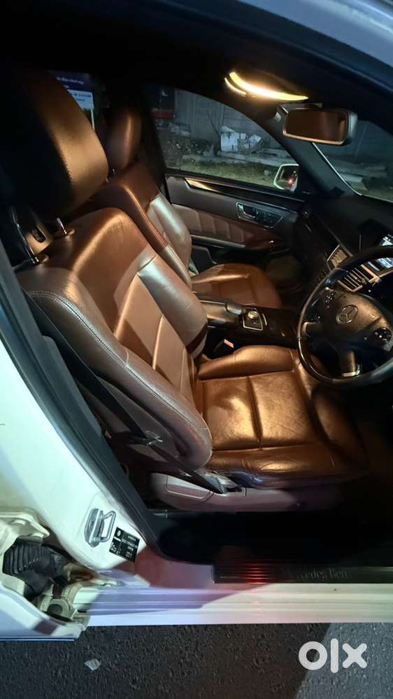 Mercedes-benz E-class Petrol 2011