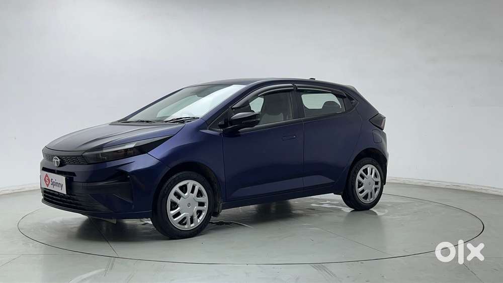 Tata Altroz 1.2 Xza Petrol Dct, 2025, Petrol