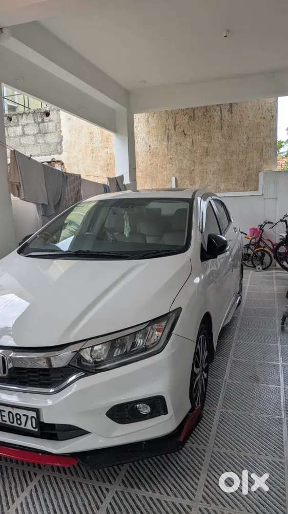 Honda City 1.5 Zx Petrol 2018, Fully Showroom Maintenance And History