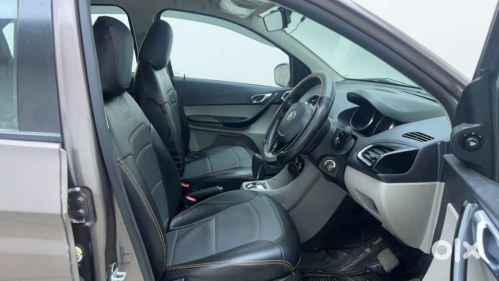 Tata Tiago Xza, 2018, Petrol