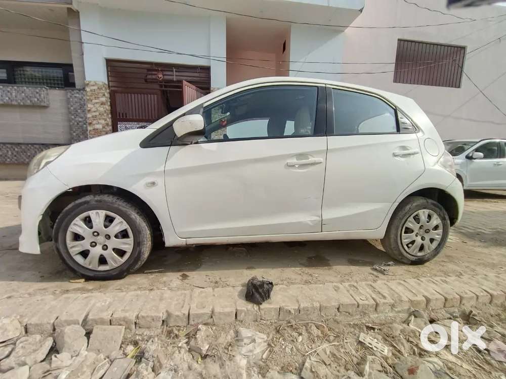 Honda Brio 2013 Cng & Hybrids Well Maintained