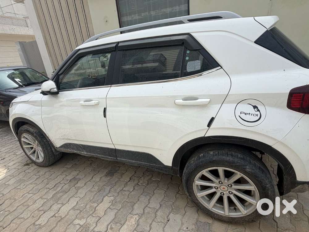 Automatic Led Projector Headlamps,alloywheels,fully Matting
