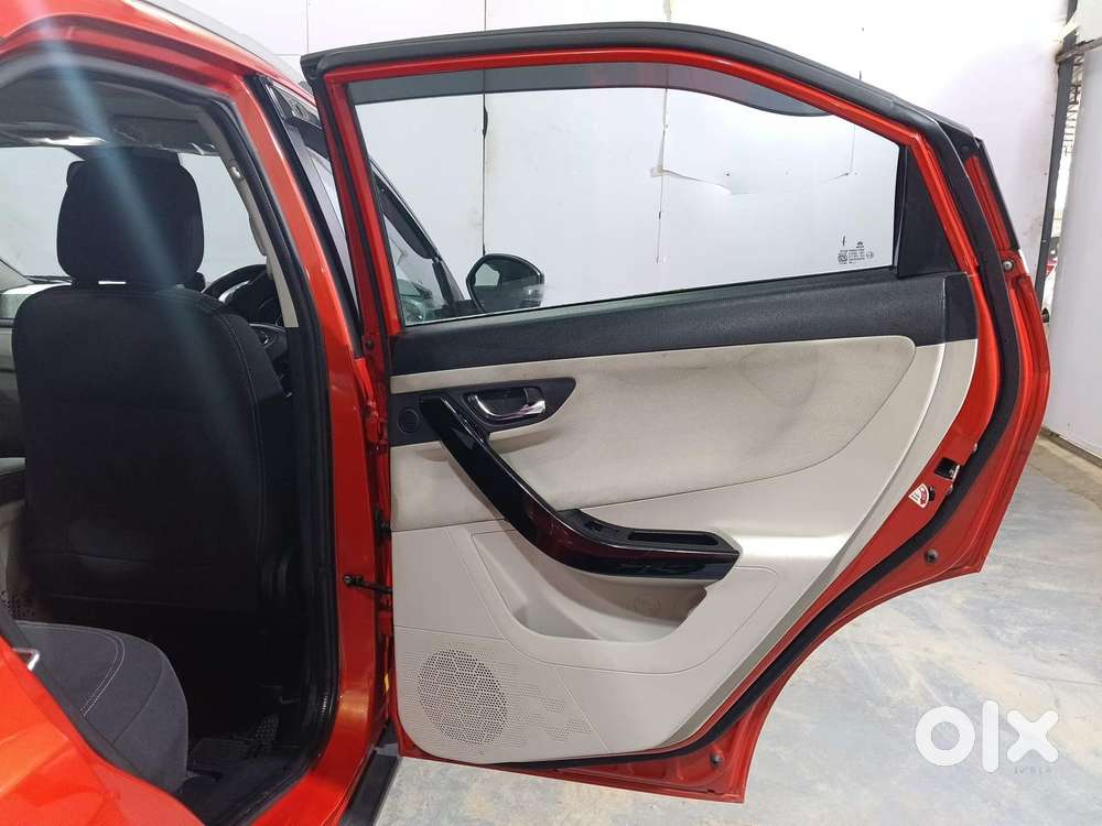 Tata Nexon Amt Xza Plus, 2023, Petrol