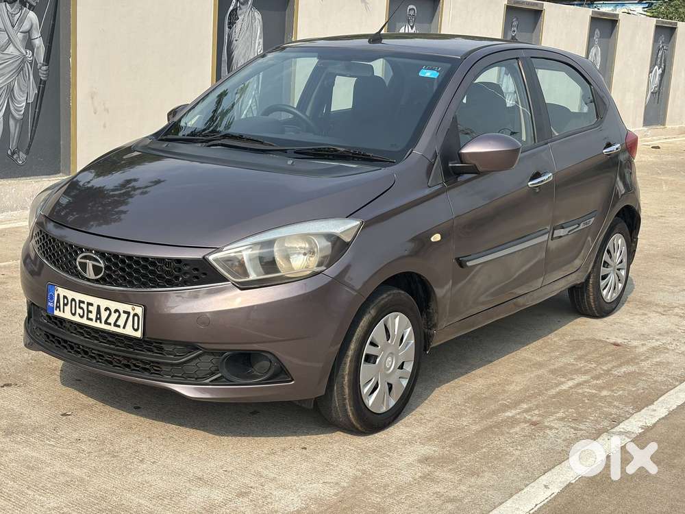 Tata Tiago, 2017, Petrol