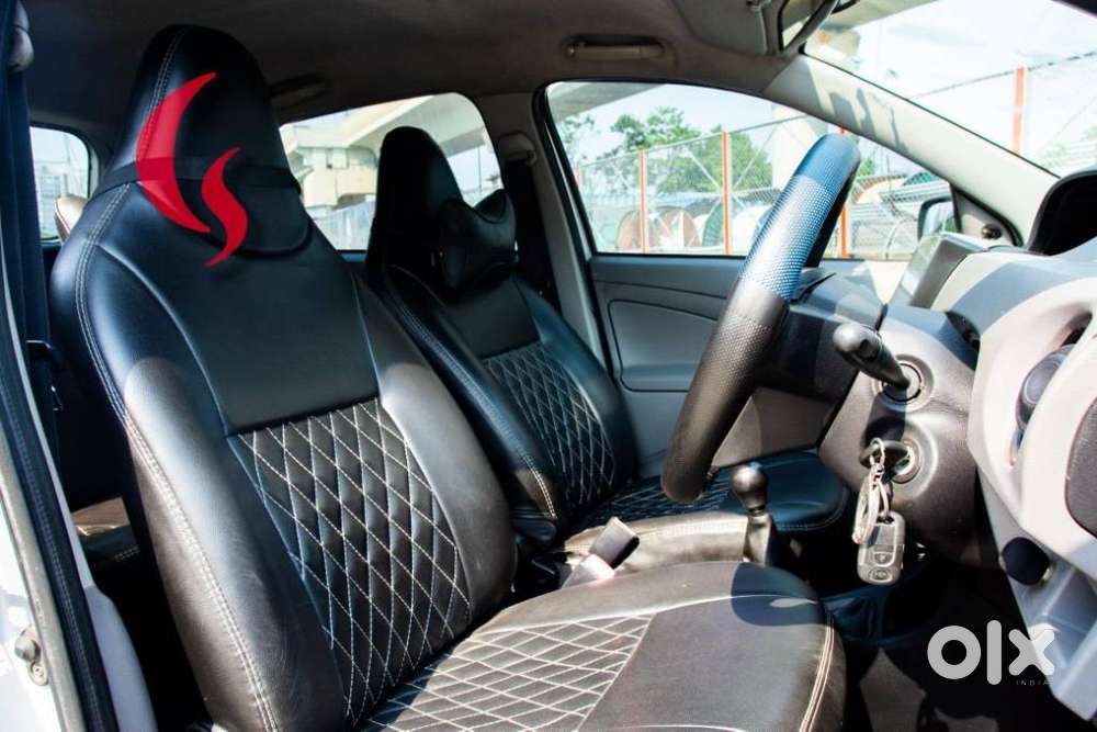 Toyota Etios Liva 2011-2012 G, 2011, Petrol