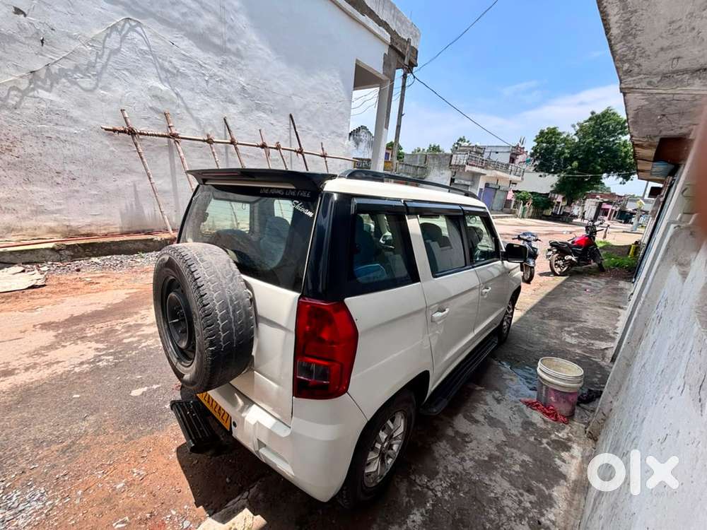 Mahindra Tuv 300 2018 Diesel Car