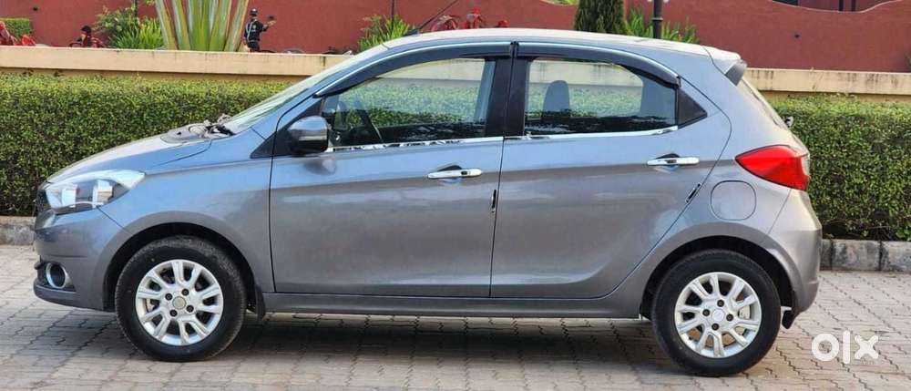 Tata Tiago 1.2 Revotron Xz Wo Alloy, 2019, Petrol