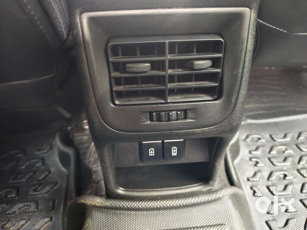 Toyota Urban Cruiser Taisor V 1.0 Petrol Mt, 2024, Petrol