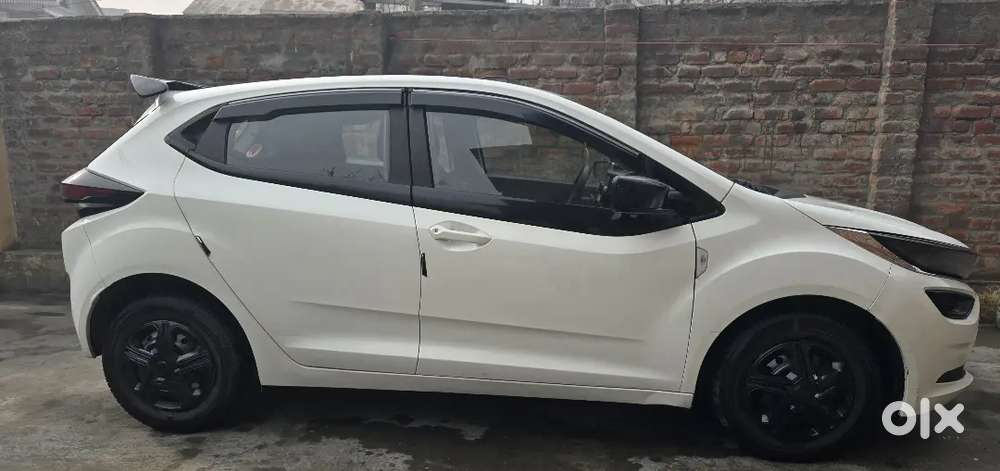 Tata Altroz 2020 Petrol Good Condition