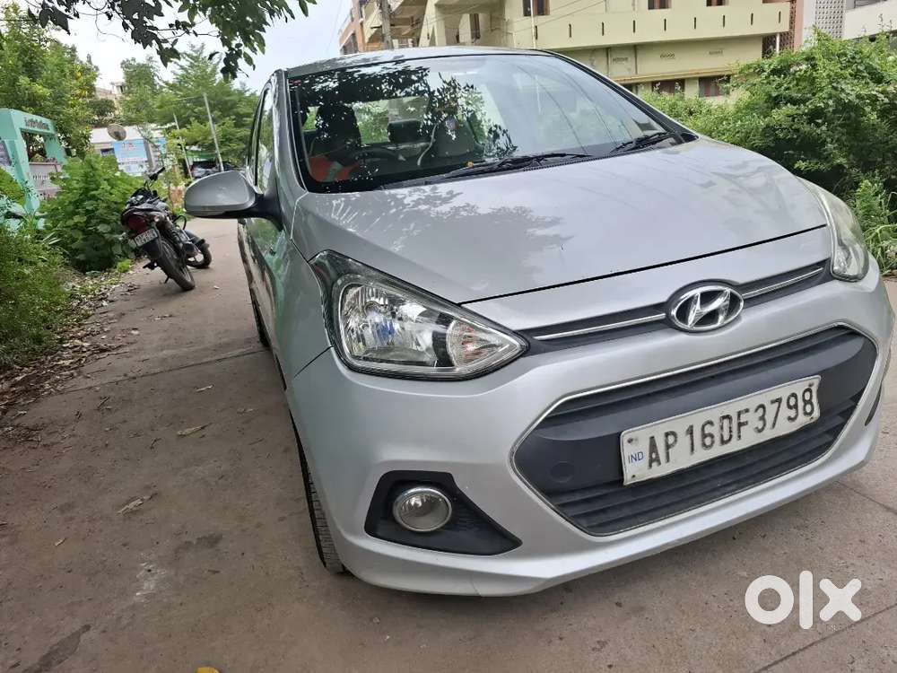 Hyundai Xcent Petrol 2015