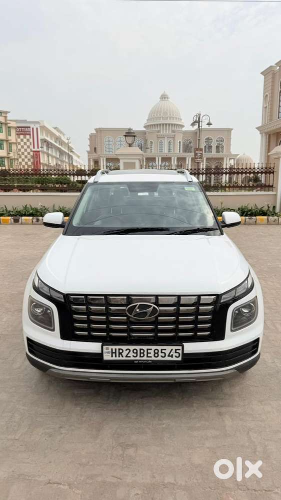 Hyundai Venue Sx Dual Tone Diesel, 2025, Diesel