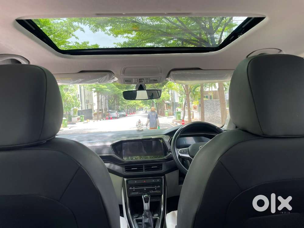 Volkswagen Taigun Petrol Automatic 2024
