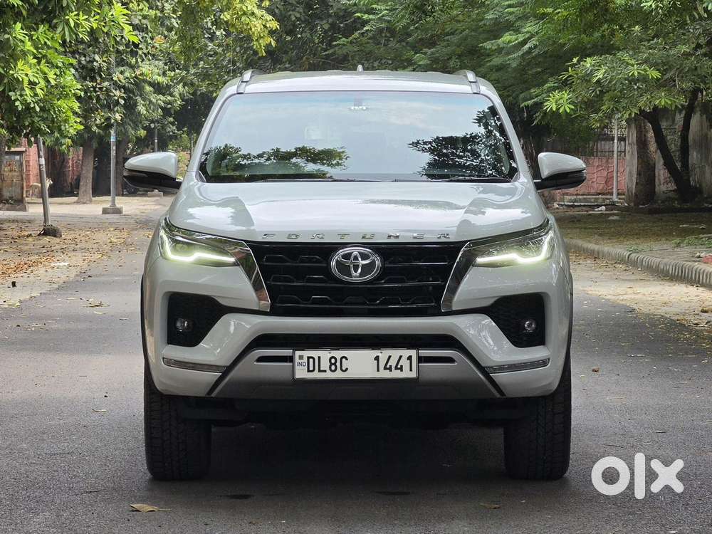 Toyota Fortuner 4x2 At 2.7 Petrol, 2025, Petrol