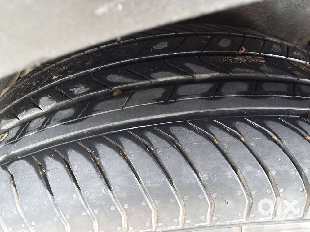 Excellent Condition , Non Accident , 18 Inch Vossen Allows