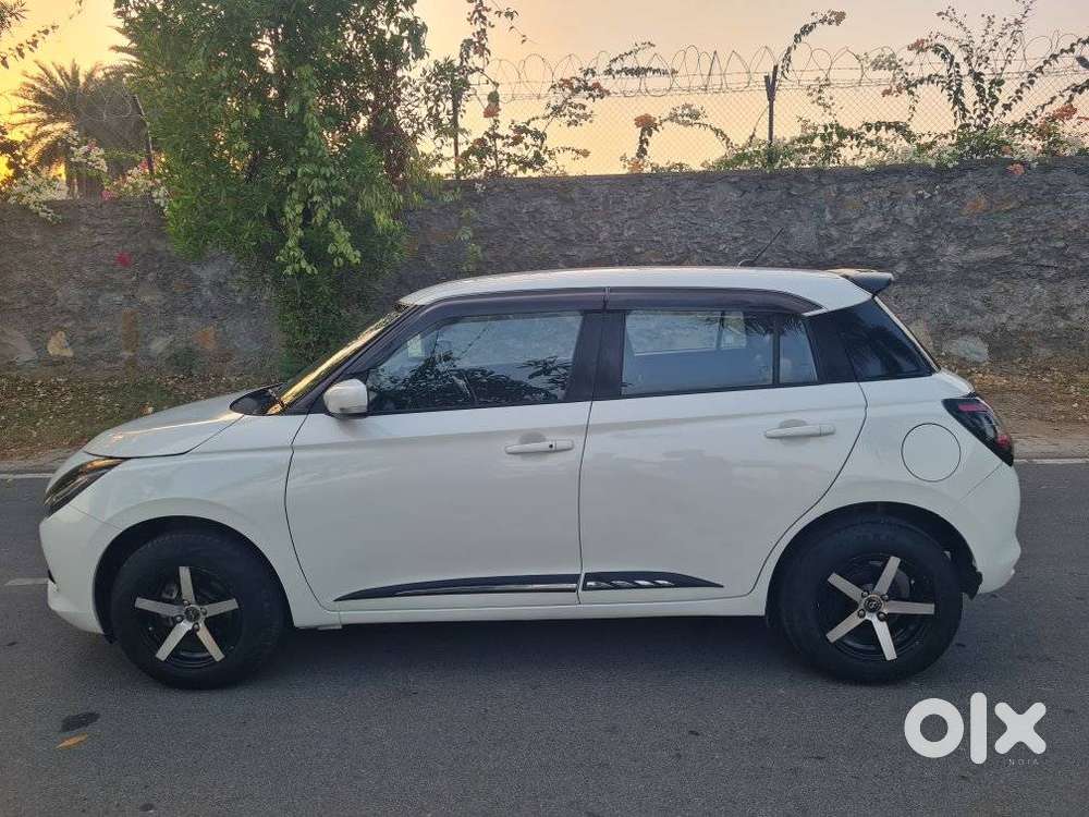 Maruti Suzuki Swift Vxi Optional, 2024, Petrol
