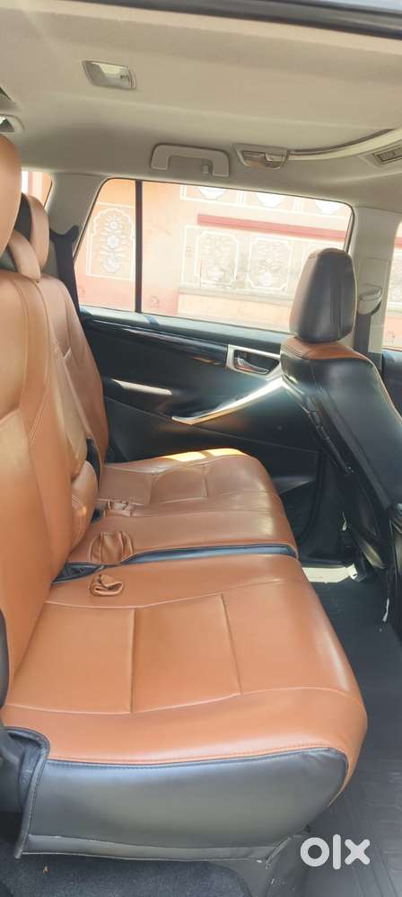 Toyota Innova Crysta 2.4 V 8 Str, 2017, Diesel