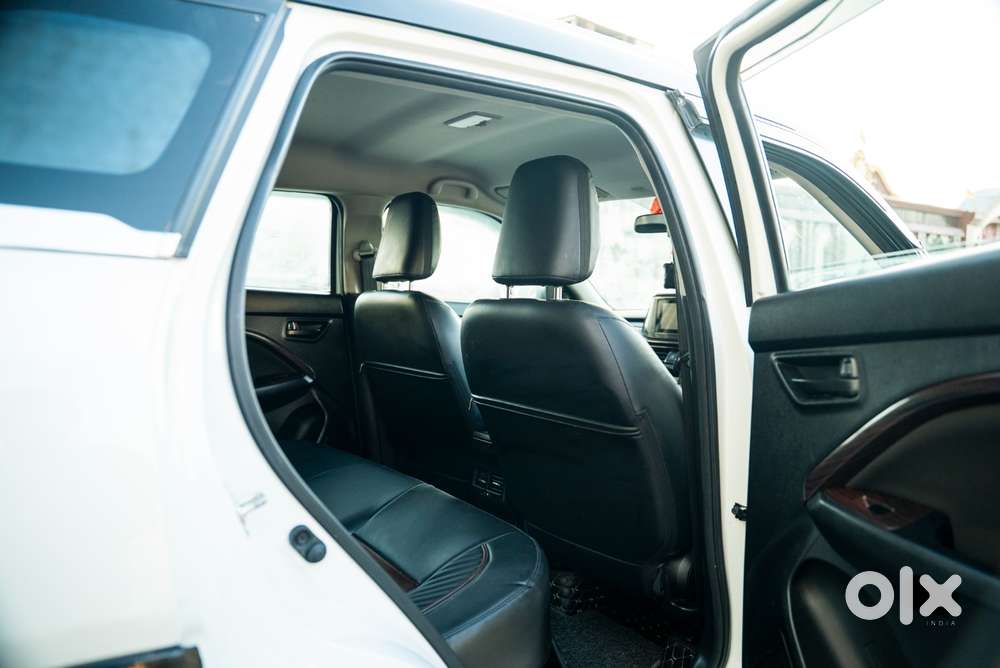 Maruti Suzuki Brezza 1.5 Vxi At Smart Hybrid, 2024, Petrol