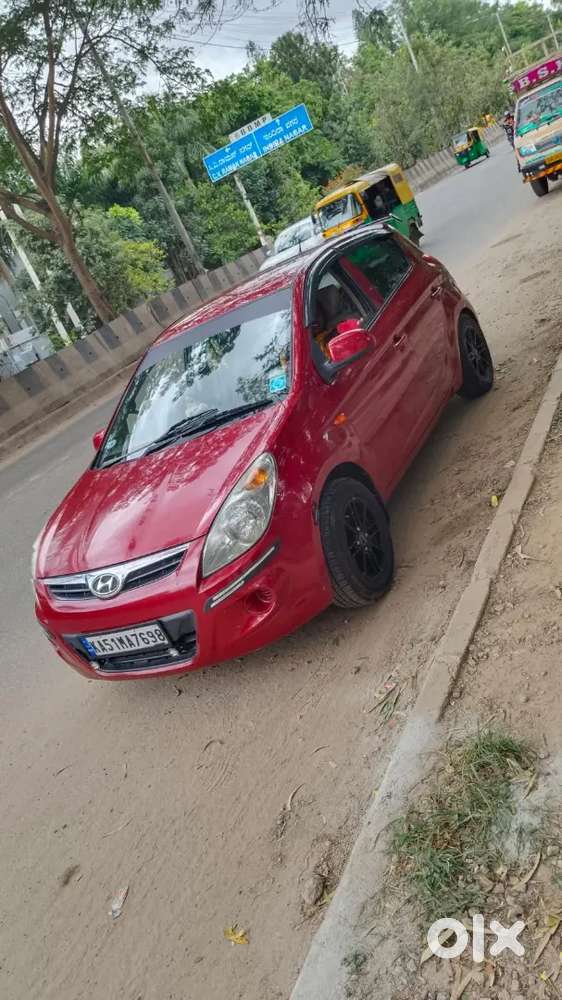 Hyundai I20 Petrol Asta 2010