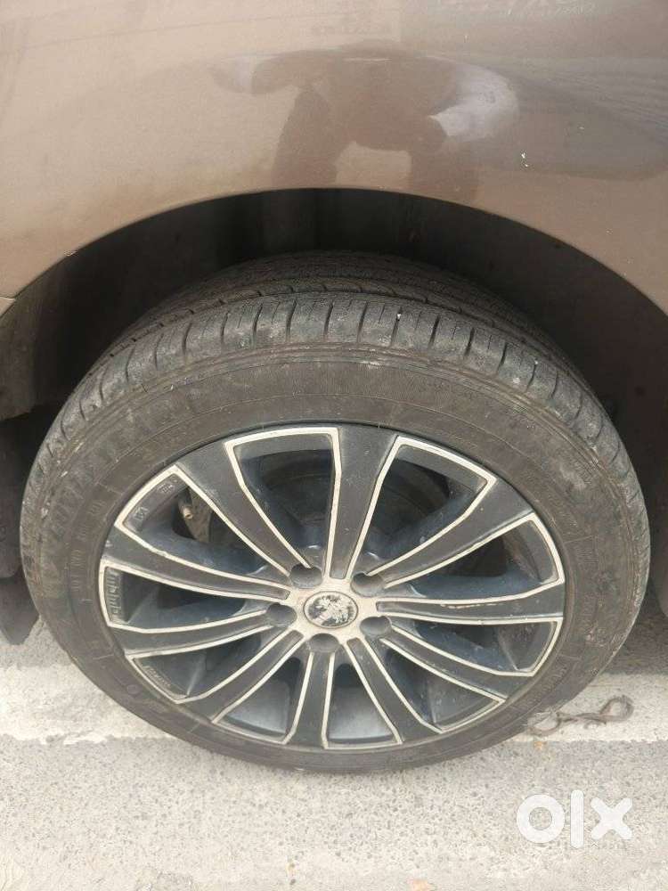 Volkswagen Vento 1.2 Tsi Highline Plus At, 2016, Petrol
