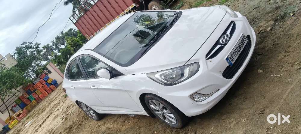 Hyundai Verna 2016 Diesel 125000 Km Driven
