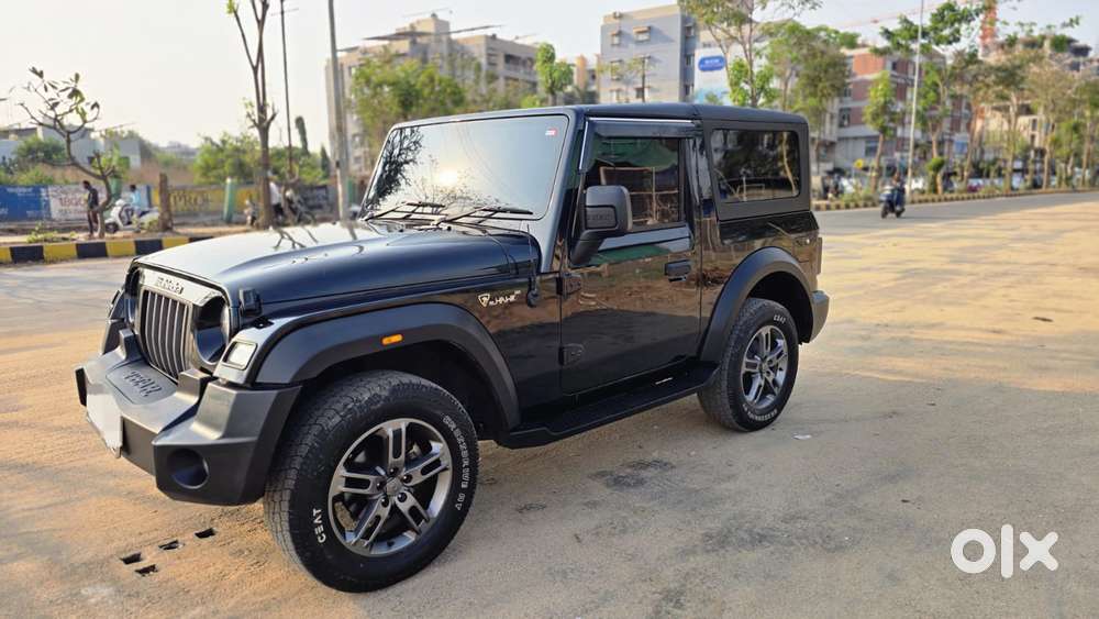 Mahindra Thar Lx Convertible Top Diesel Mt 4wd, 2023, Diesel
