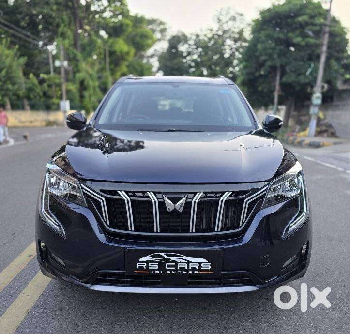 Mahindra Xuv700 2.2 Ax 5 Diesel At Str, 2022, Diesel