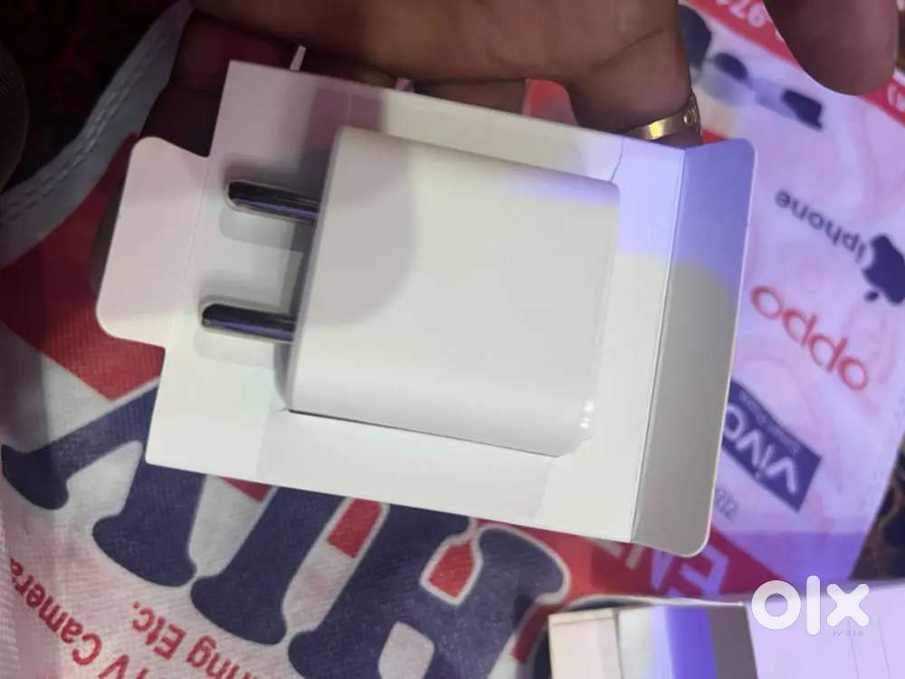 iPhone 17 pro max adopter without touch