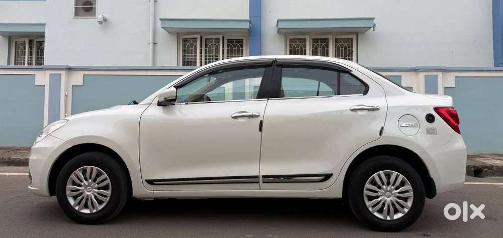 Maruti Suzuki Swift Dzire 1.3 Vxi, 2022, Petrol