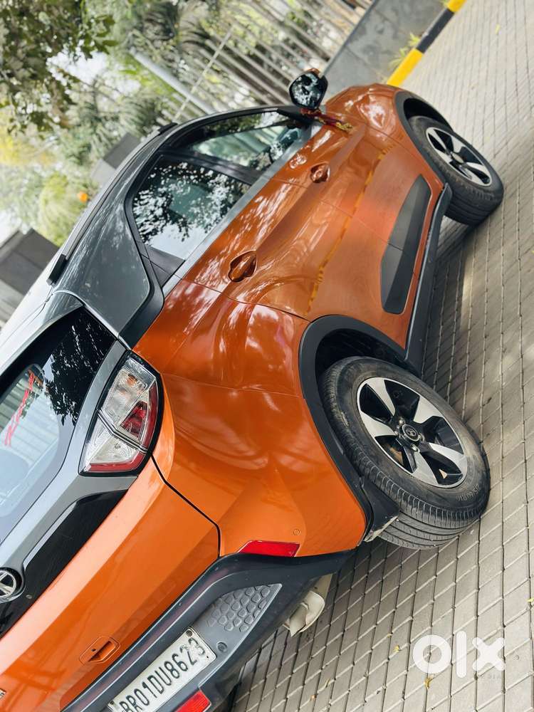 Tata Nexon 1.2 Revotron Xza Plus, 2018, Petrol