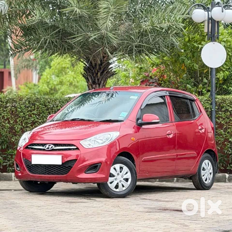 Hyundai I10 Sportz At, 2011, Petrol
