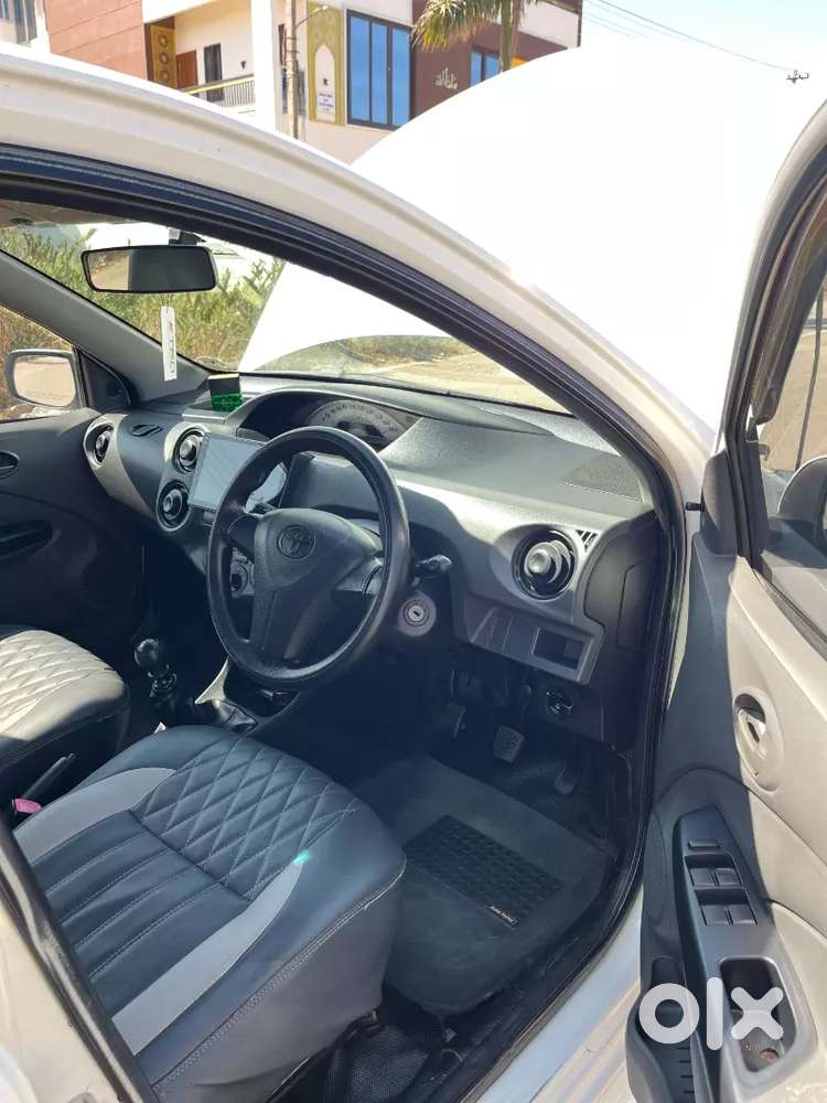 Toyota Etios Liva 2013 Diesel Well Maintained