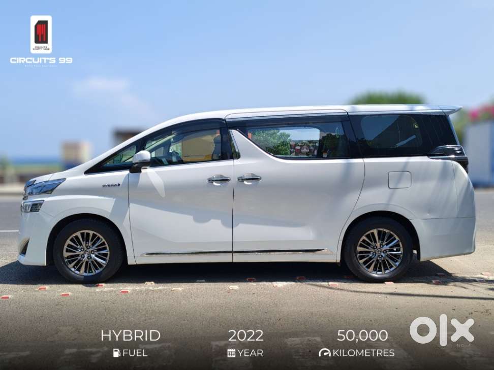 Toyota Vellfire, 2022, Petrol