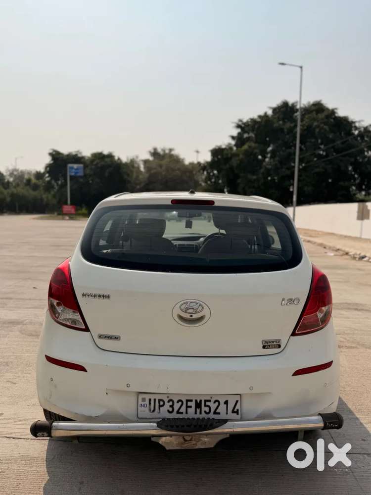Hyundai I20 Sportz 1.4 Crdi 6 Speed Bs-iv, 2014, Diesel