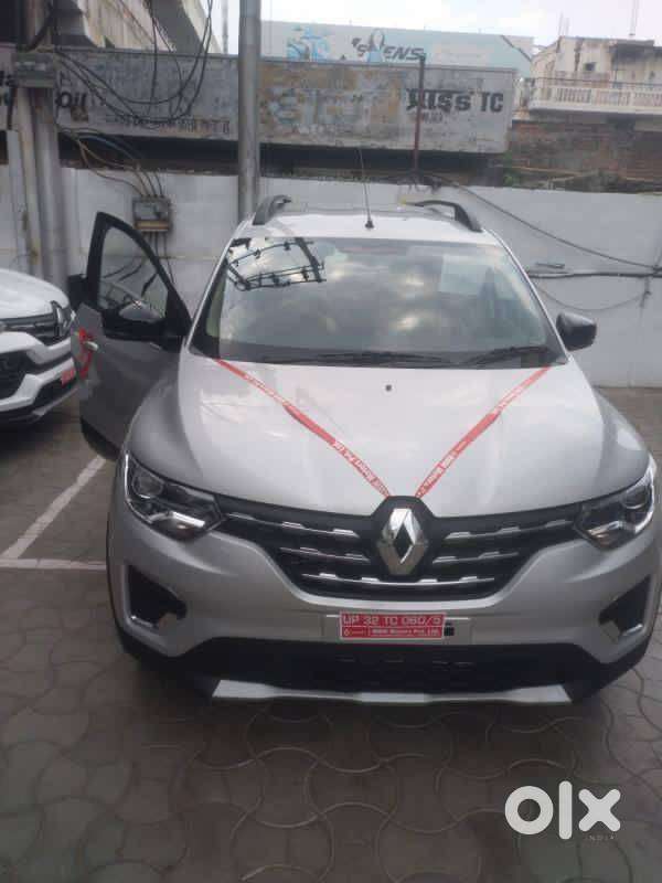Renault Triber Rxz 2022 Model