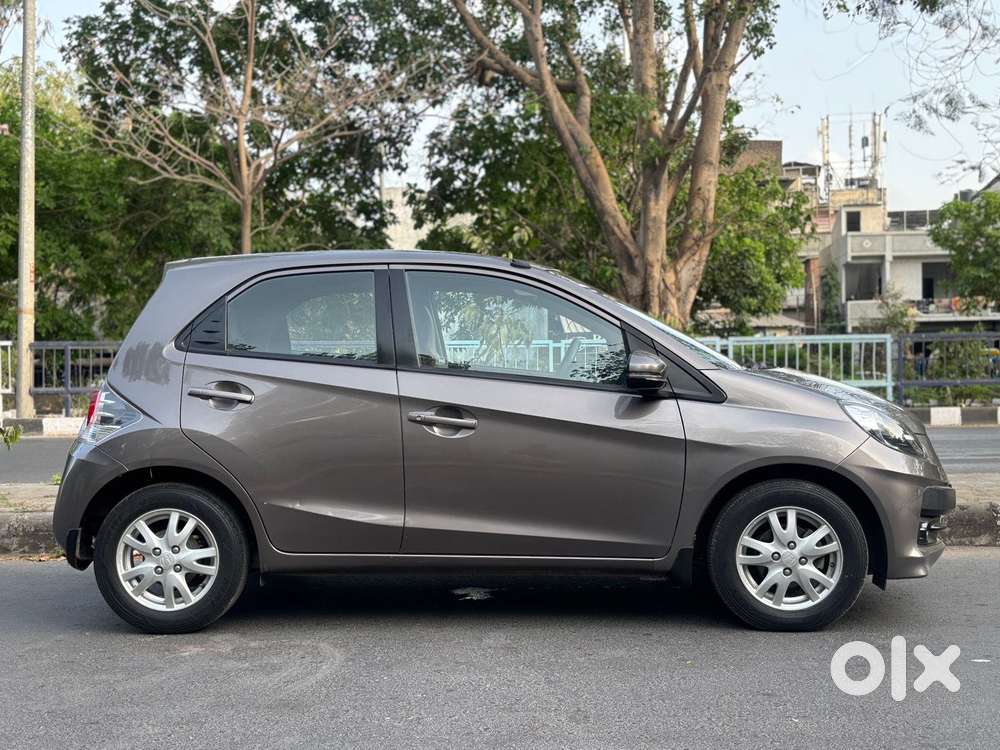 Honda Brio 2013-2016 Vx O At, 2016, Petrol