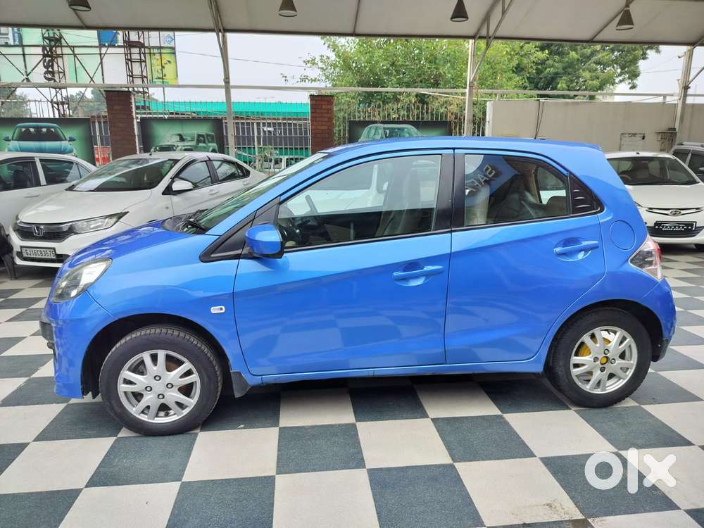 Honda Brio V Mt, 2012, Cng & Hybrids