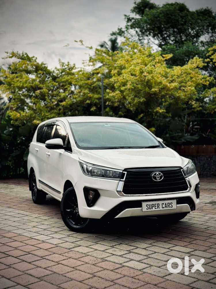 Toyota Innova Crysta [2020-ongoing] 2.7 Gx Mt 7 Str, 2017, Diesel