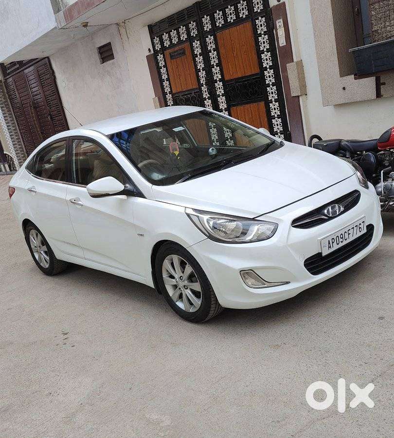 Hyundai Verna Fluidic 1.6 Crdi Sx Opt, 2011, Diesel