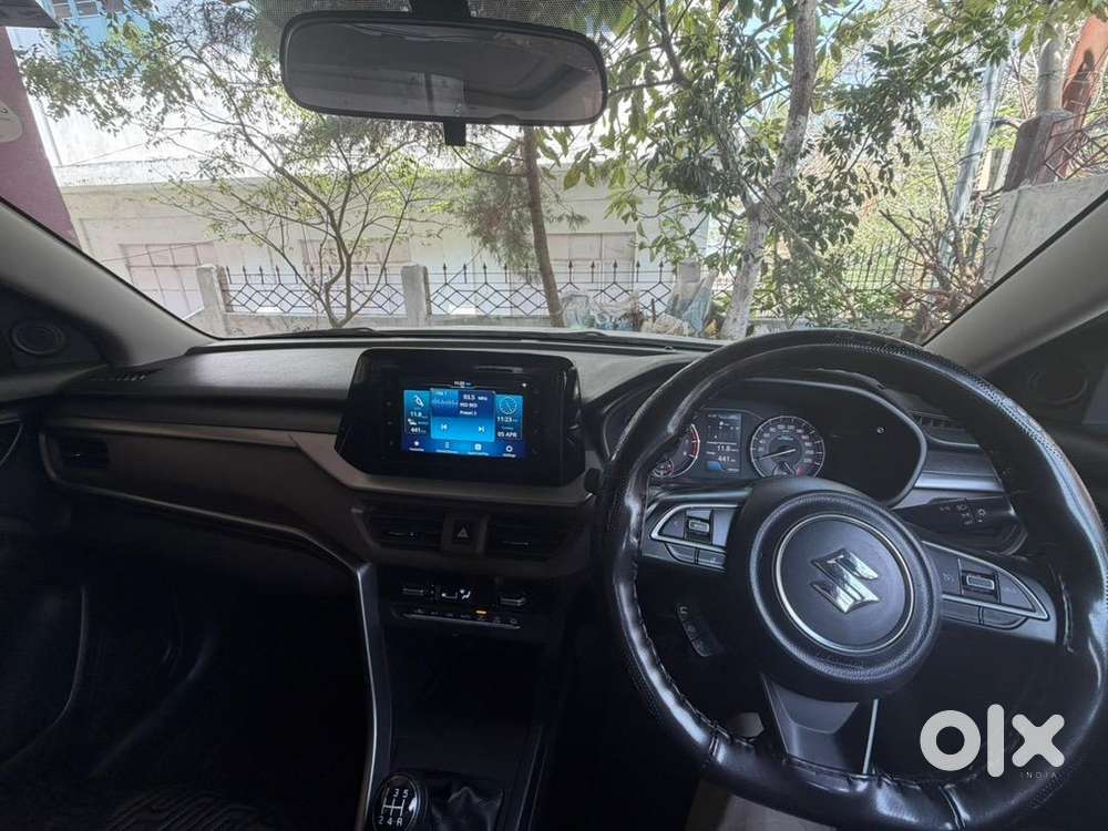 Maruti Suzuki Brezza 2024 Petrol Well Maintained