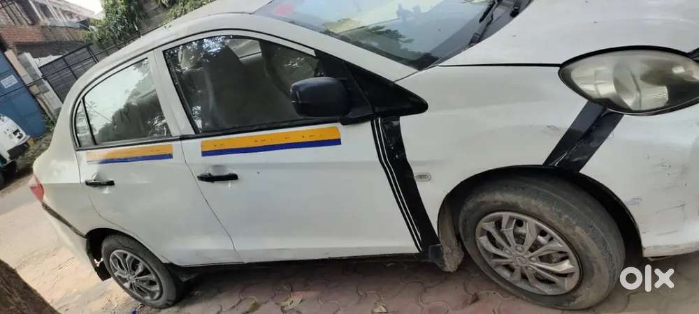 Honda Amaze 2017 Cng & Hybrids 320000 Km Driven